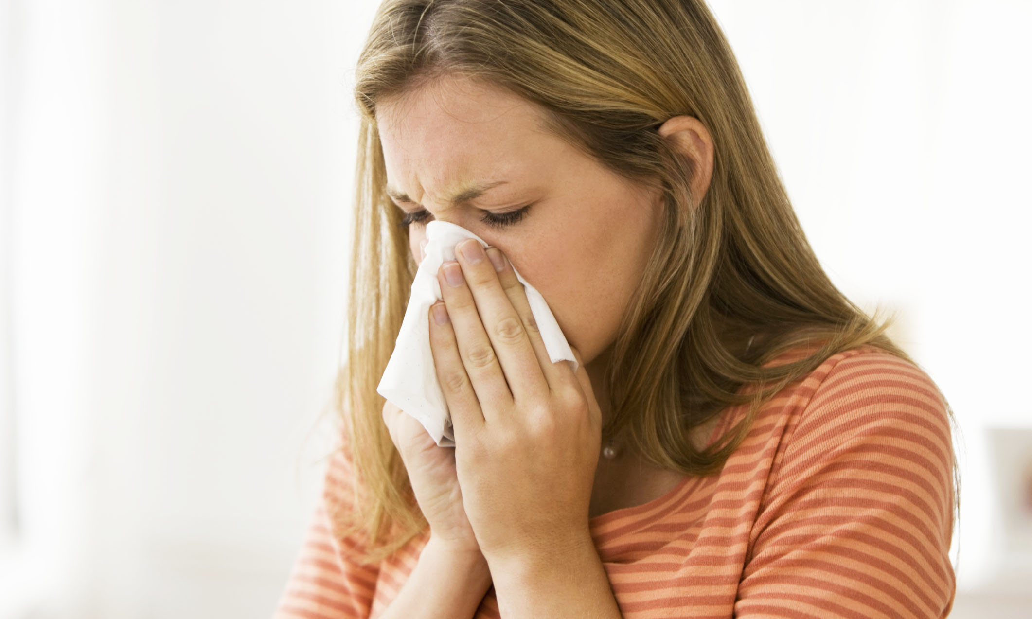 Чтобы реже болеть простудными заболеваниями. Аллергия при простуде. Бронхиальная астма и аллергический ринит.